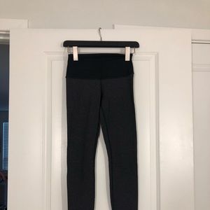 Black and grey lulu leggings
